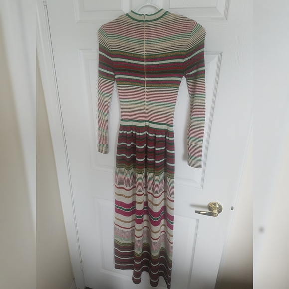Dress - Size 8 - Picture 2 of 3